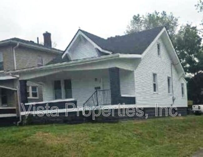 Building Photo - 835 S 38th St Rental
