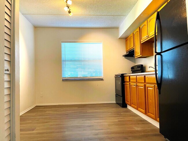 Photo - Palm Gardens Community