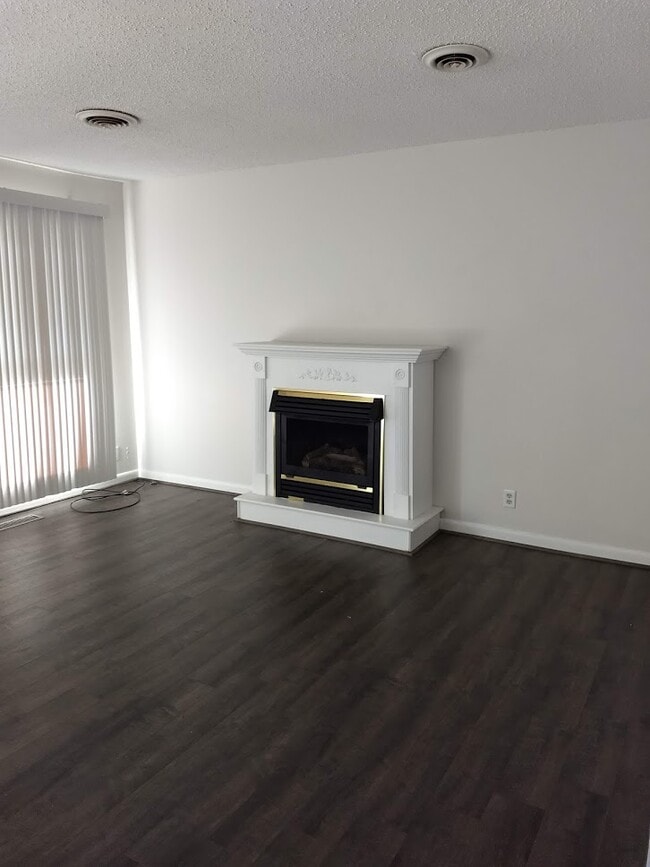 Photo - 29 Lakeshore Terrace