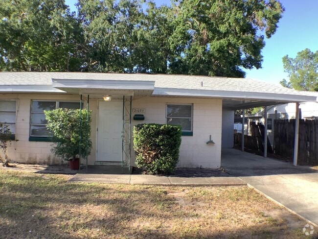 Building Photo - 3/1 - 1/2 DUPLEX LOCATED IN LEESBURG Rental