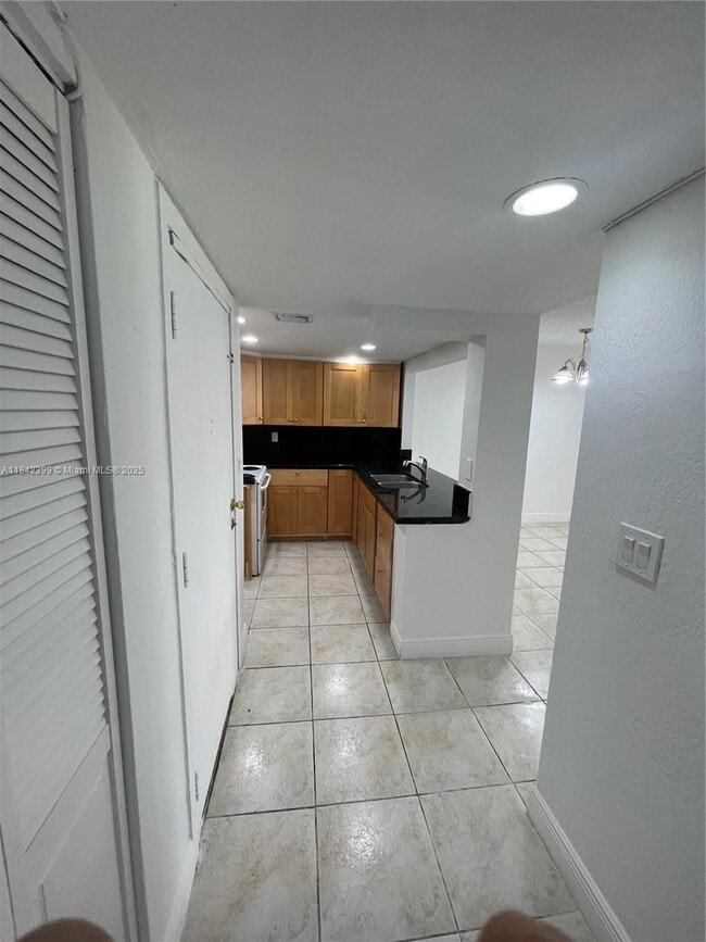 Photo - 10500 SW 108th Ave Unit B410