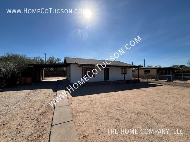 Photo - 833 W Jacinto St