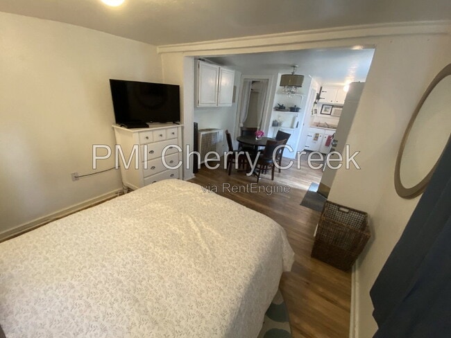 Photo - 1726 Franklin St