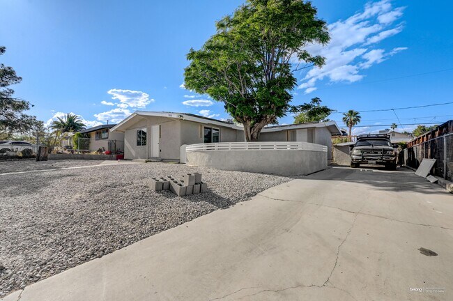 Photo - 5326 Evergreen Ave