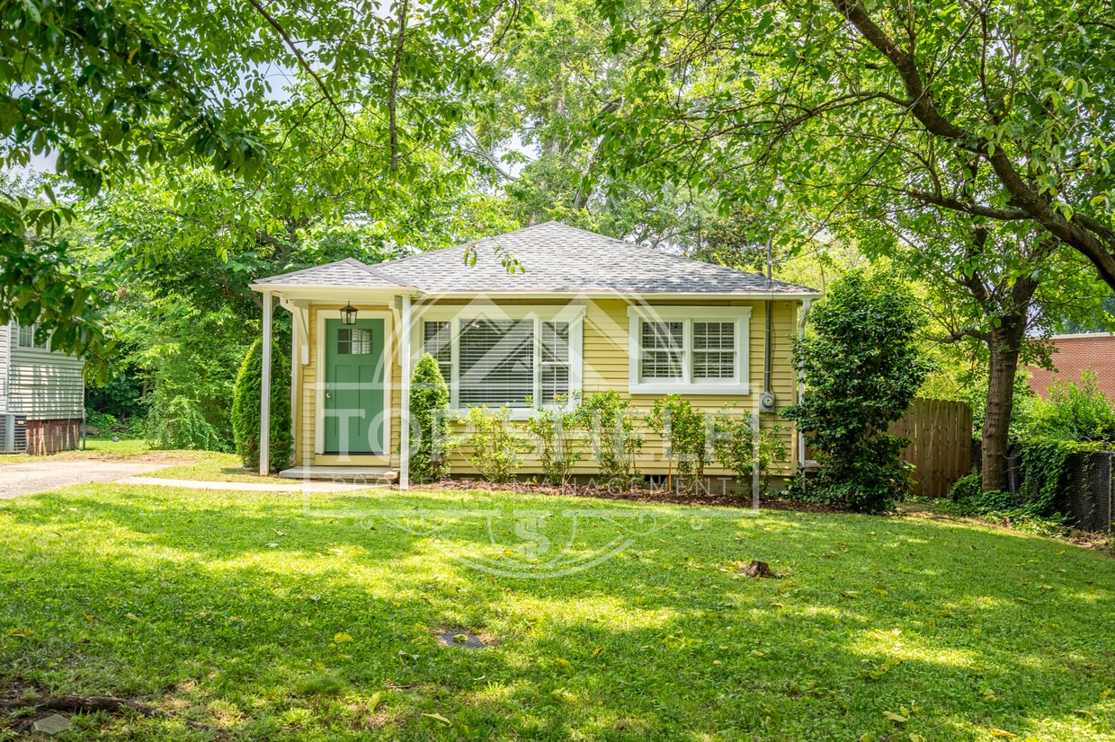 Photo - 549 Welch St SE (Marietta, GA)