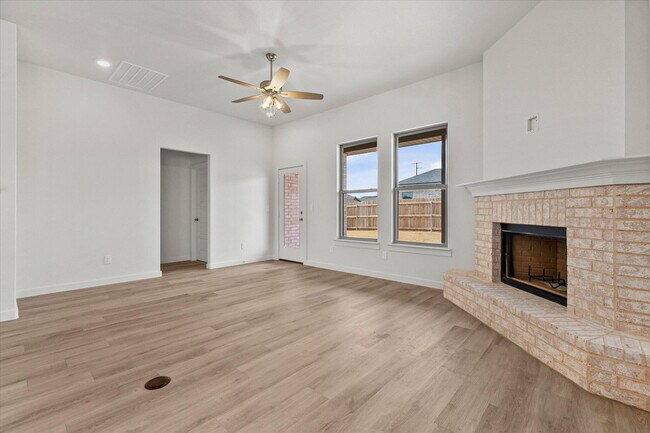 Photo - 2616 Garland Ave