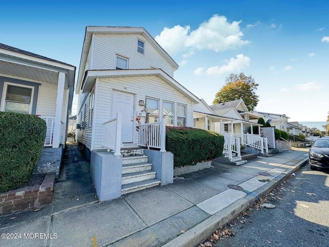92 Poplar Ave