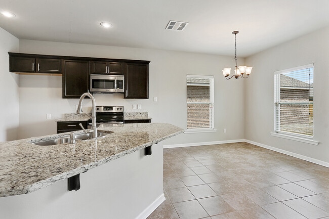 Photo - 18322 Sunset Park Dr