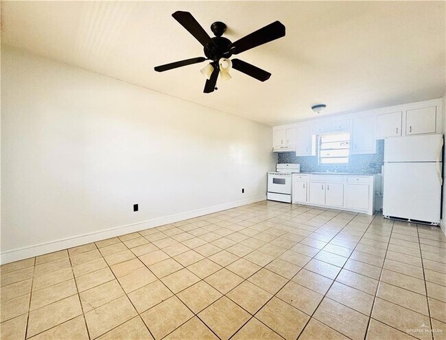Photo - 1002 Miller Ave Unidad 3, 10