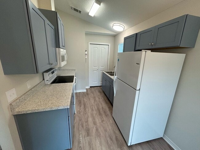 Building Photo - 766 Rosa Parks Cir Rental