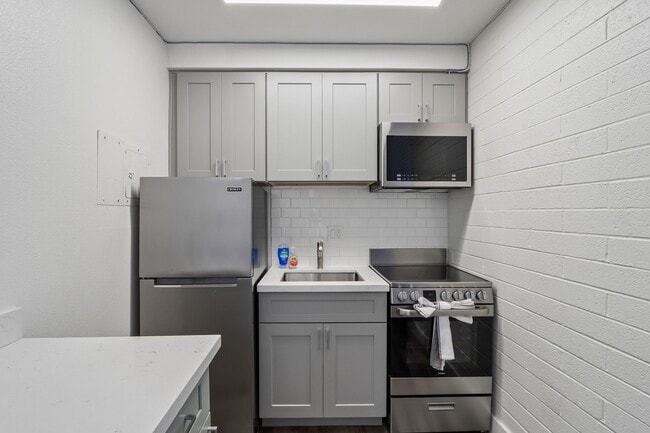 Photo - Melrose3130