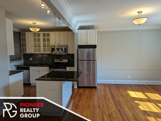 Photo - 546 W Surf St Unit 540-3S