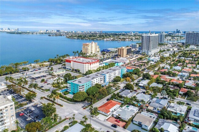 Photo - 1555 N Treasure Dr Unit 206