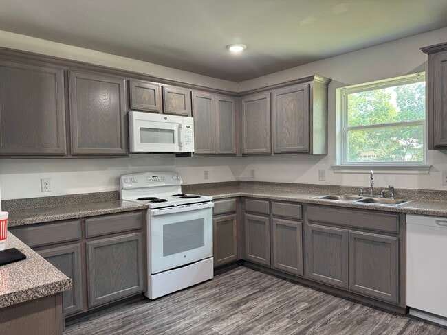 Photo - 800 Sycamore St Townhome