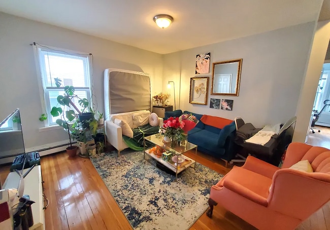 Photo - 17 Aspinwall Ave Unit 2