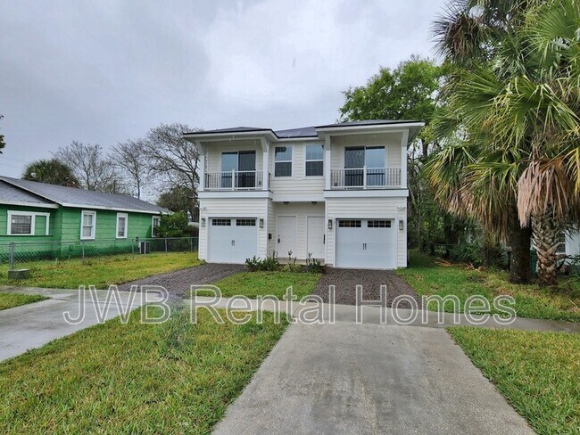 Photo - 629 3rd Ave S