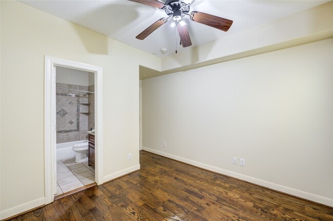 Photo - 5813 Washington Ave