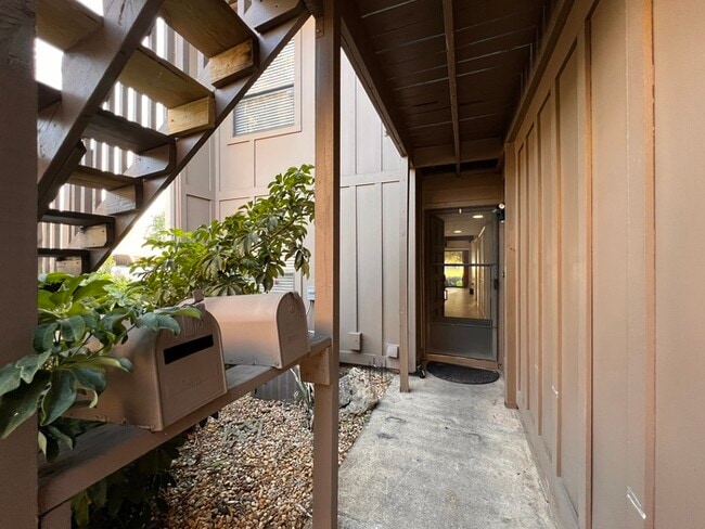 Photo - PRICE REDUCED!  Stylish 2 Bed, 2 Bath Cond... Casa