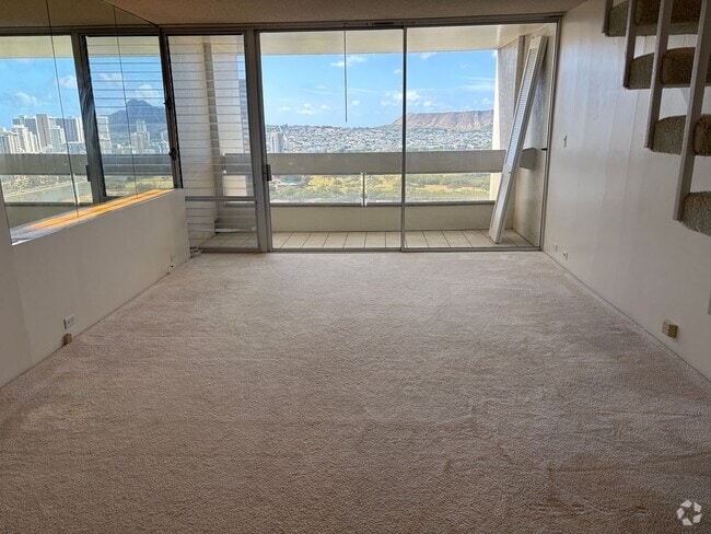 Building Photo - Kapiolani - Ala Wai Skyrise - 1 Bdrm/1 Bat... Rental