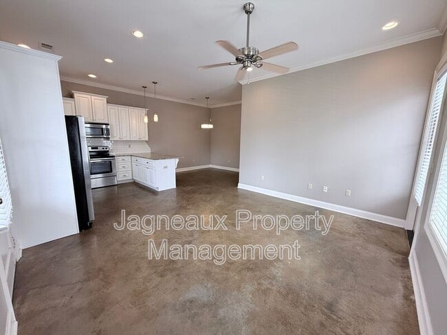 Photo - 119 Shallowford Dr