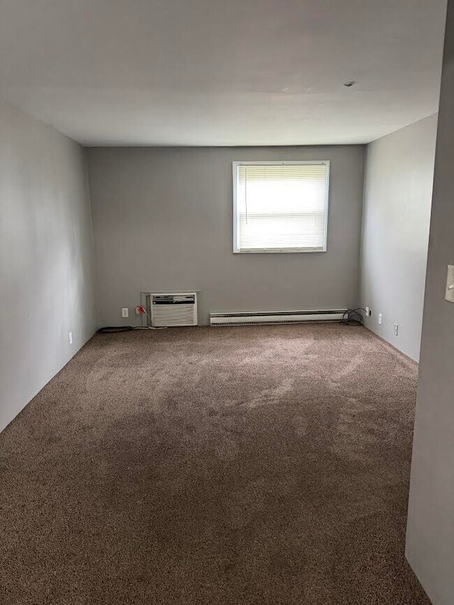 304 E Mefford St Unit 306A E Mefford