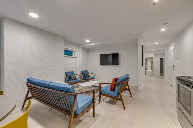 Photo - 1425 Haro St Unit 201