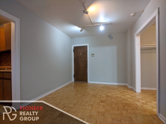737 W Belmont Ave Unit 739-307