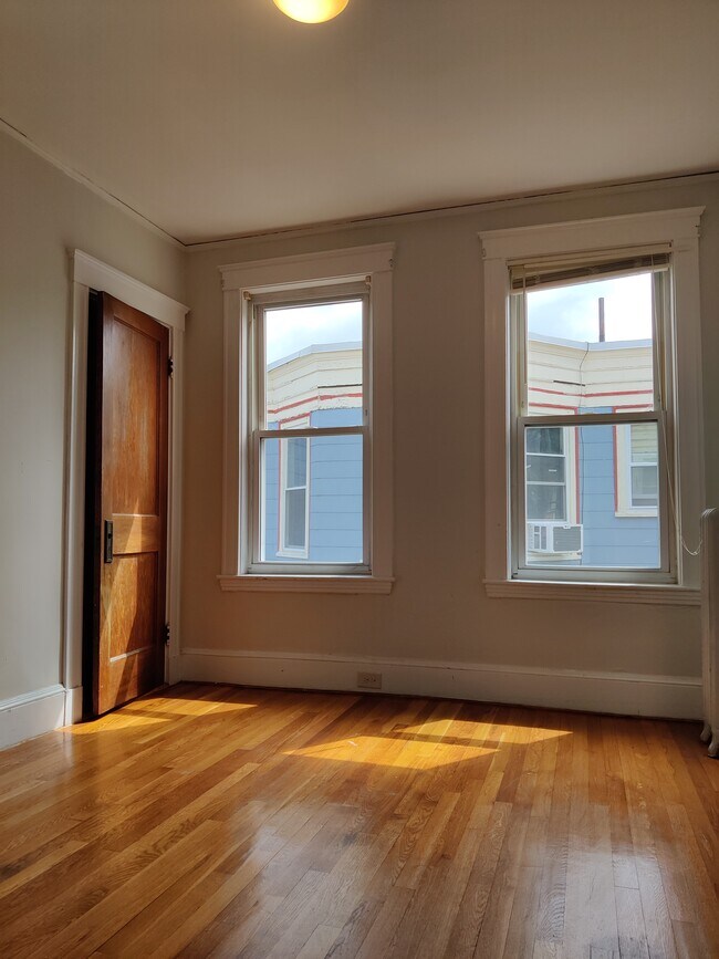 Photo - 520 Washington St Unit 1