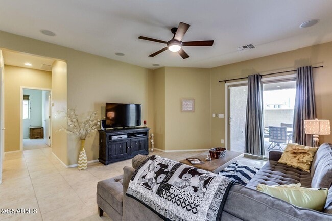 Photo - 1657 W Desperado Way