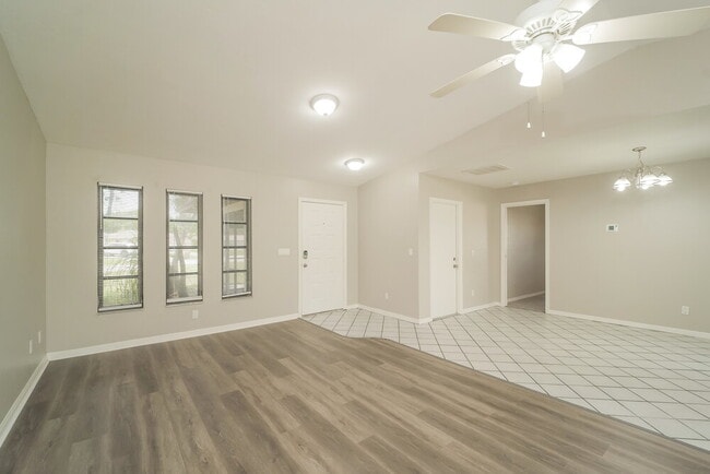 Photo - 1329 SE 12th St