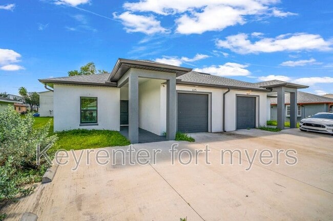 Building Photo - 625 SE 13th Pl Rental
