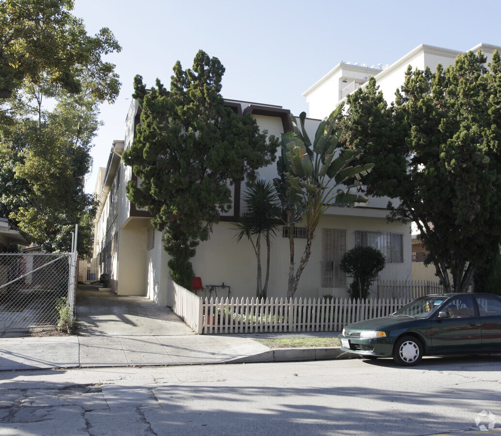 Photo - 849 Wilcox Ave