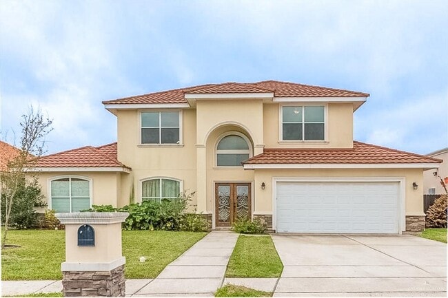 Building Photo - 16 N "E" St