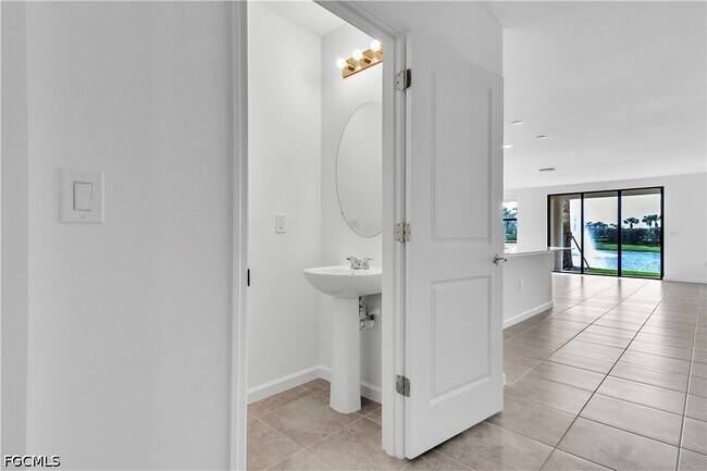 Photo - 1424 Weeping Willow Ct