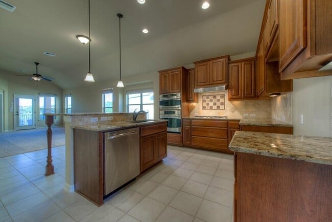 Photo - 12333 Fairway Cove
