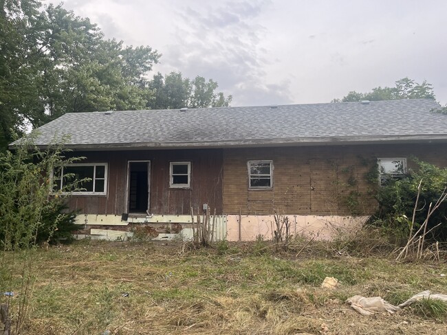 Building Photo - 1896 County Rd 1850 N Rental