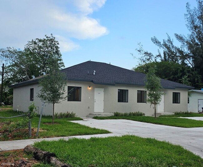 4 br, 2 bath House 15721 NW 39th Ct Rental For Rent in Opalocka, FL
