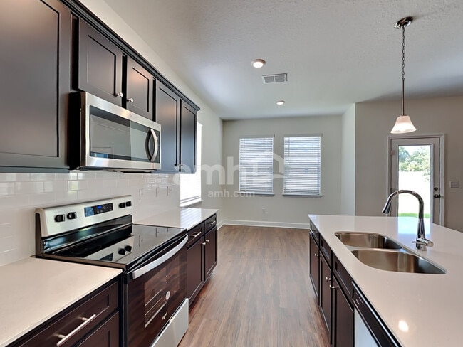 Photo - 1135 Walden Pond Dr