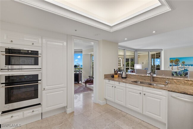 Photo - 4021 Gulf Shore Blvd N Unidad 202