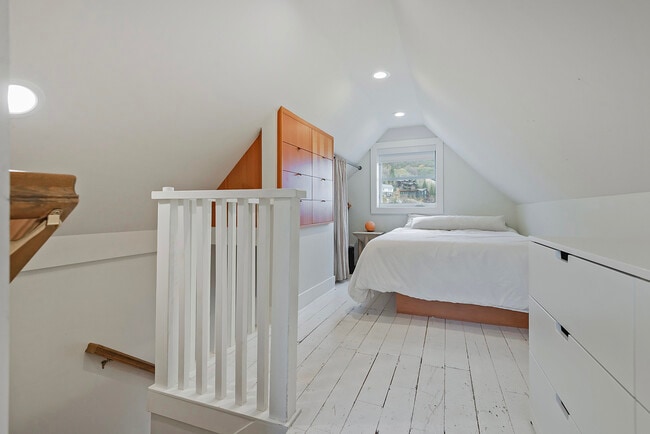 Photo - 52 Prospect Ave