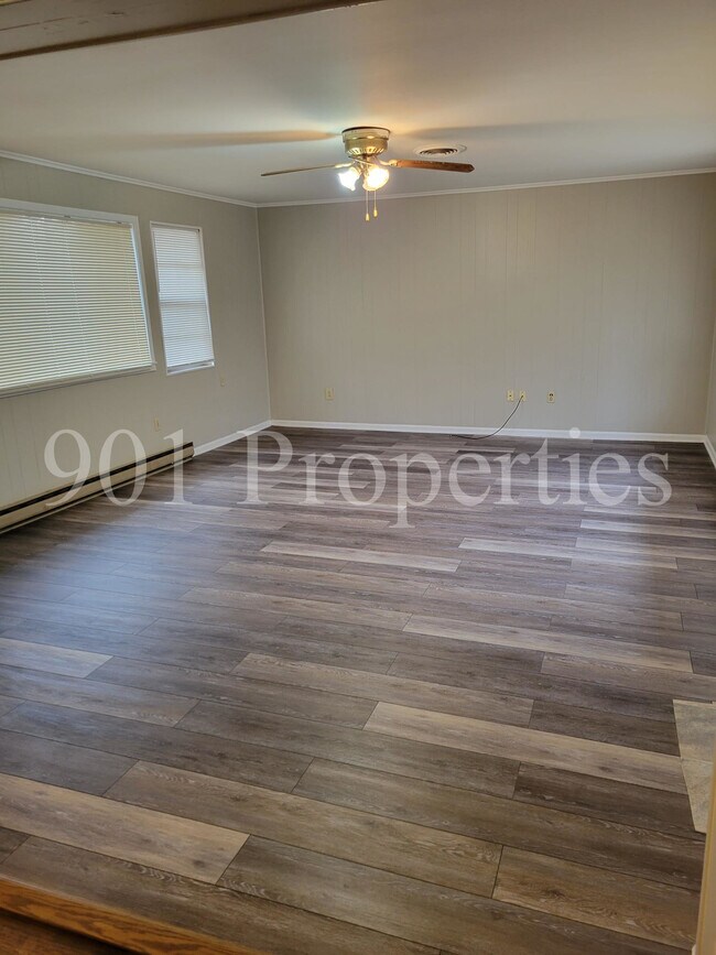 Photo - 1730 Capri Rd