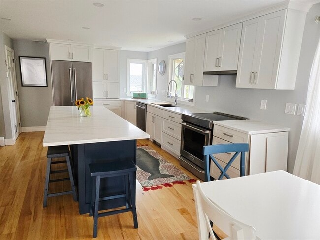 Photo - 6 77th St