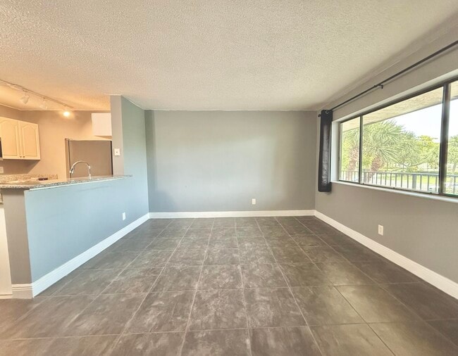 1625 Meadows Cir
