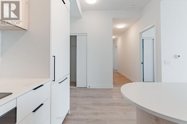 Photo - 1185 Dupont St Unit 908
