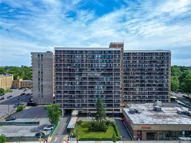 Building Photo - 150-38 Union Tpke Unit Phg