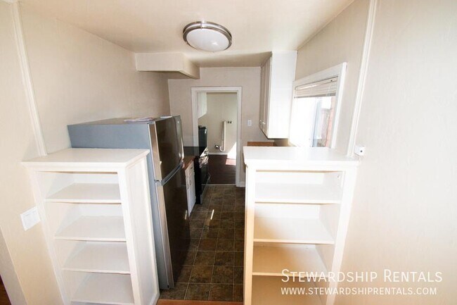 Photo - 1376 W 6th Ave Unidad A