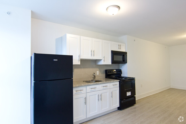 Building Photo - 6104 Market St Unit 3 Rental
