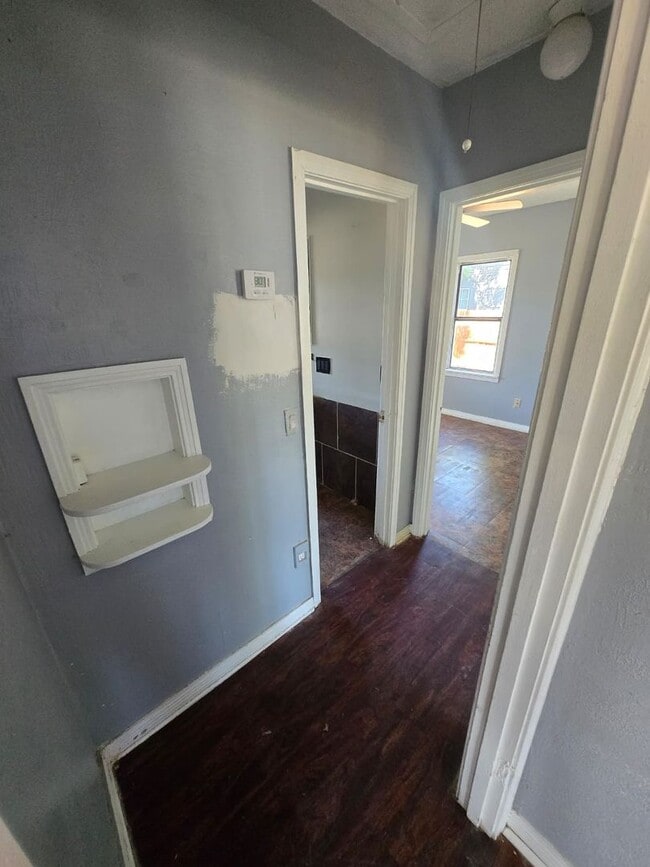 Photo - Handyman Special $0 First Month's Rent / “You fix, you SAVE BIG!!” Contact Mayshell for details: ...