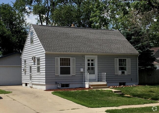Building Photo - 146 18th St SW Rental