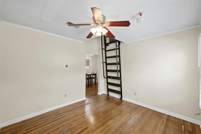 Photo - 1110 W 22nd St Unit 1 A
